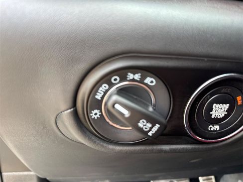 Used 2019 Maserati Levante S GranSport AWD/4WD image 19