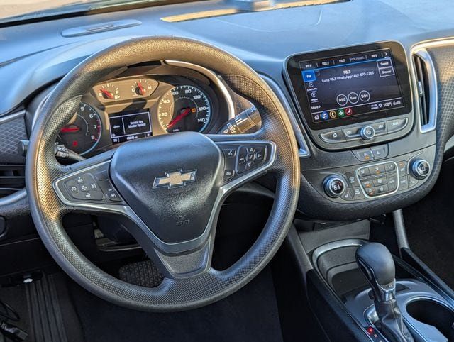 Used 2023 Chevrolet Malibu LT FWD image 11