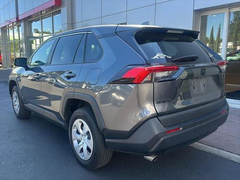 Certified 2024 Toyota RAV4 LE AWD/4WD image 4