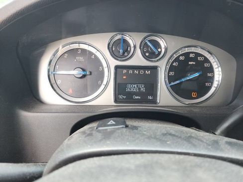 Used 2011 Cadillac Escalade Luxury AWD/4WD image 52