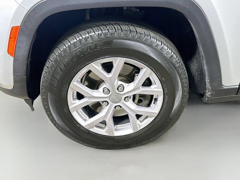 Used 2021 Jeep Grand Cherokee L Limited AWD/4WD image 8