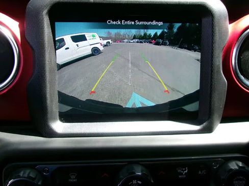 Used 2020 Jeep Wrangler Unlimited Rubicon AWD/4WD image 18