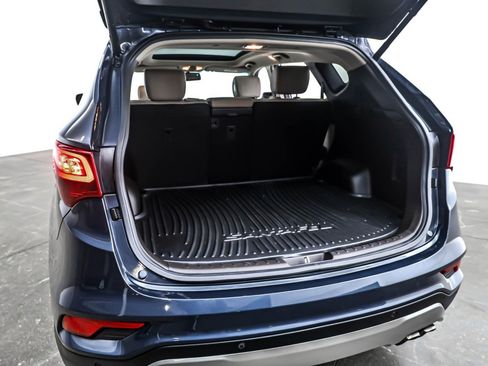Used 2018 Hyundai Santa Fe Sport image 22