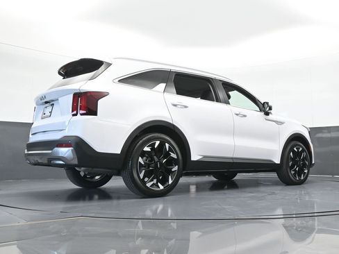 New 2025 Kia Sorento EX w/ Panoramic Sunroof Package image 63