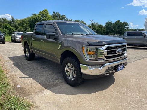 Used 2021 Ford F150 XLT w/ Equipment Group 302A High AWD/4WD image 9