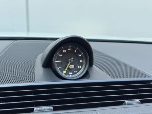 Used 2021 Porsche Panamera 4S w/ Premium Package image 27