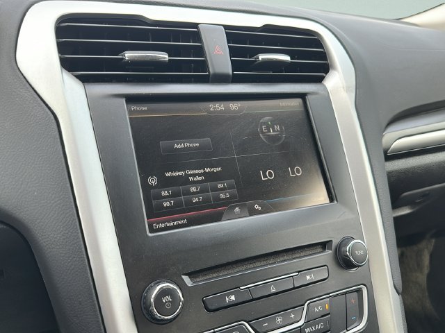Used 2016 Ford Fusion SE FWD image 31