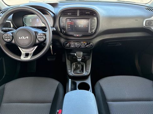 Used 2024 Kia Soul LX w/ Option Group 015 FWD image 20