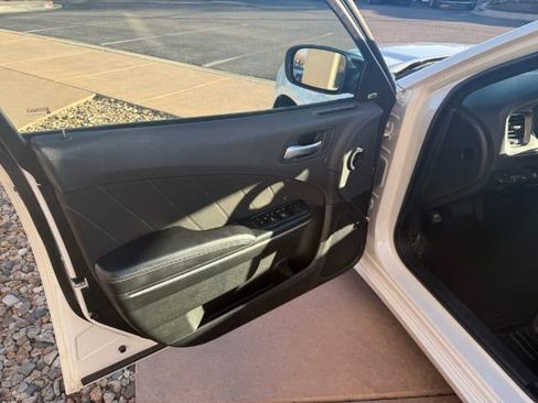 Used 2023 Dodge Charger SXT RWD image 12