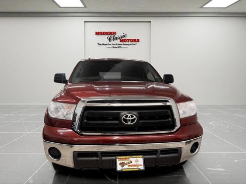 Used 2010 Toyota Tundra 4x4 Double Cab image 2