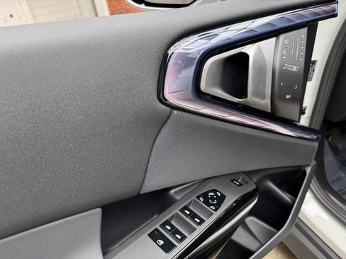 Used 2026 BMW X3 xDrive30 w/ Convenience Package image 11