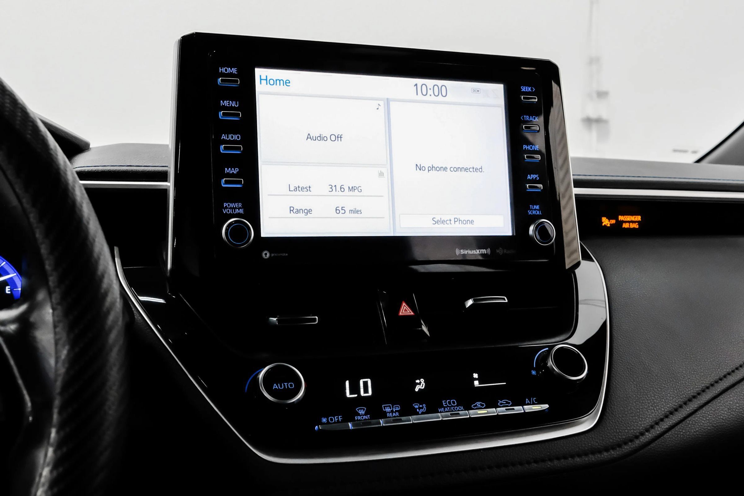 Used 2020 Toyota Corolla XSE FWD image 32