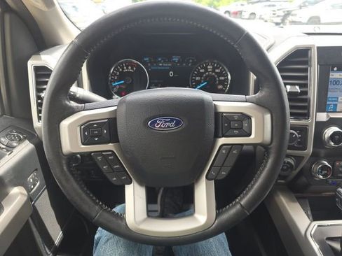 Used 2019 Ford F150 Lariat w/ Equipment Group 502A Luxury image 16