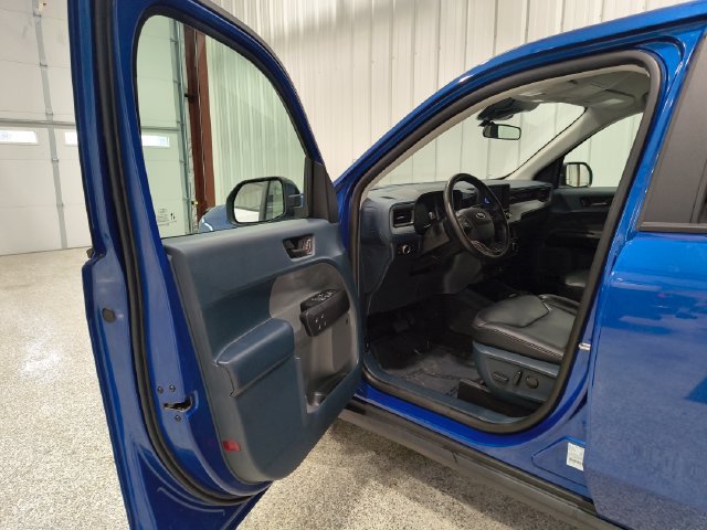 Used 2024 Ford Maverick Lariat w/ Black Appearance Package FWD image 11