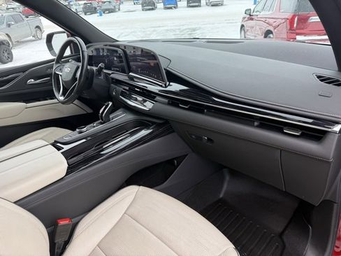 Used 2021 Cadillac Escalade Sport w/ Driver Assist Tech Package image 33