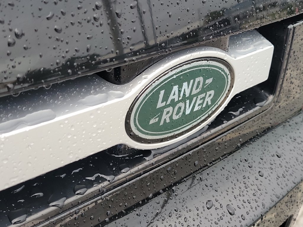 Used 2022 Land Rover Defender 110 S AWD/4WD image 10
