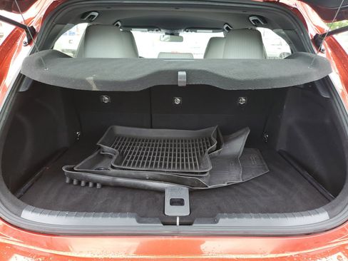 Used 2019 Toyota Corolla SE FWD image 9