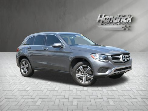 Used 2019 Mercedes-Benz GLC 300 image 2