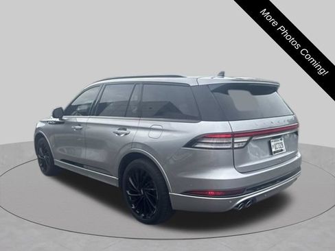 Used 2023 Lincoln Aviator Reserve w/ Equipment Group 201A AWD/4WD image 7