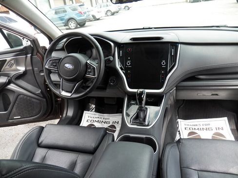 Used 2020 Subaru Outback Limited AWD/4WD image 15