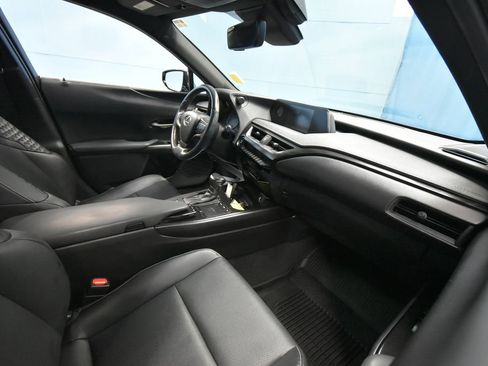 Used 2019 Lexus UX 250h image 25
