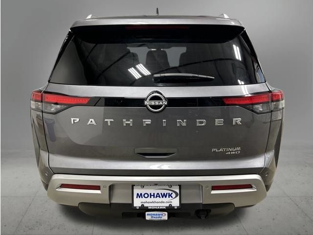 Used 2024 Nissan Pathfinder Platinum w/ Cargo Package AWD/4WD image 4