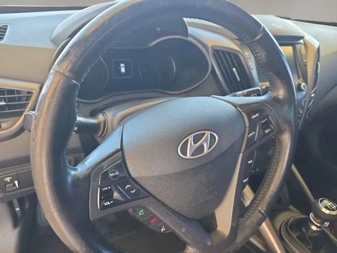 Used 2017 Hyundai Veloster Turbo R-Spec FWD image 21