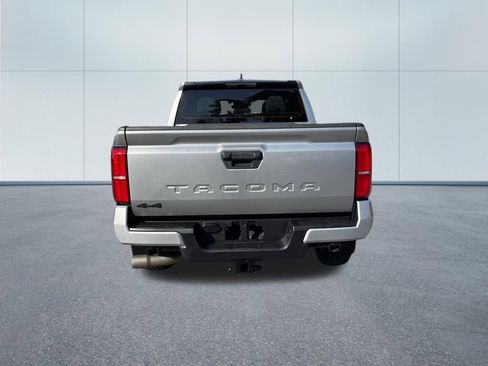 Used 2024 Toyota Tacoma SR5 image 6