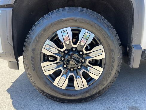 Used 2025 GMC Sierra 2500 Denali w/ Denali Reserve Package AWD/4WD image 31