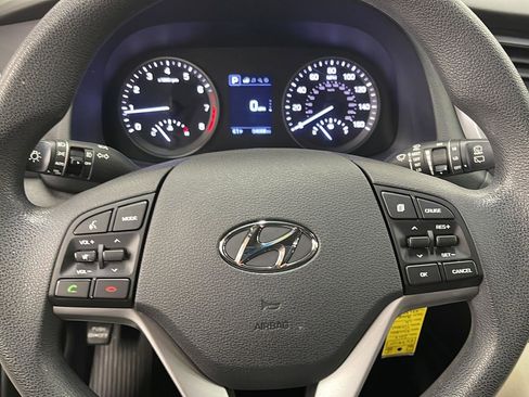 Used 2017 Hyundai Tucson SE image 13