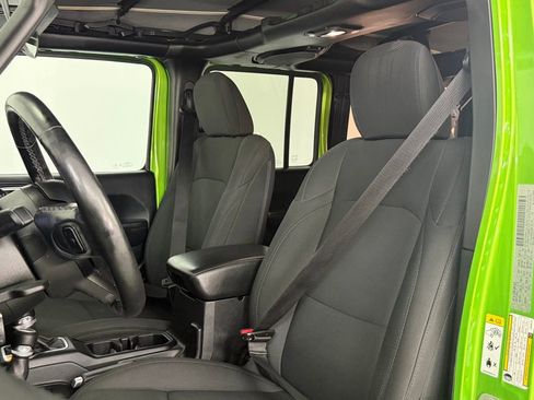 Used 2018 Jeep Wrangler Unlimited Sport S image 43