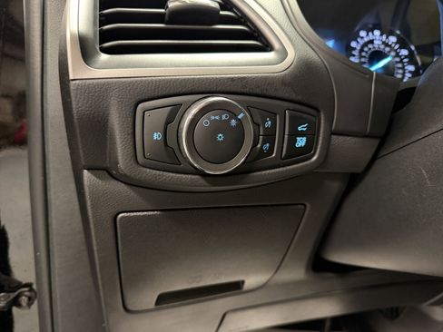 Used 2024 Ford Edge SEL w/ Convenience Package image 18