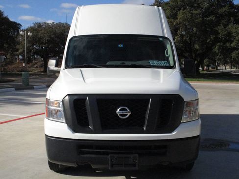Used 2021 Nissan NV 2500 SV w/ Navigation Package image 4