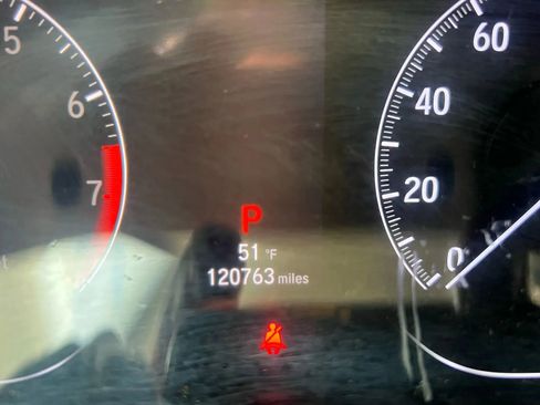 Used 2018 Honda Accord Touring image 11