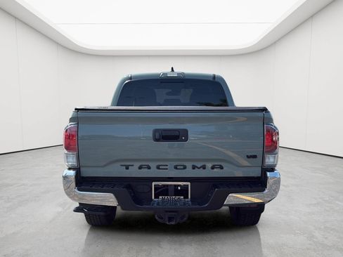 Used 2022 Toyota Tacoma TRD Off-Road AWD/4WD image 22