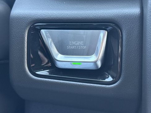 New 2026 GMC Yukon XL AT4 w/ AT4 Premium Plus Package AWD/4WD image 27
