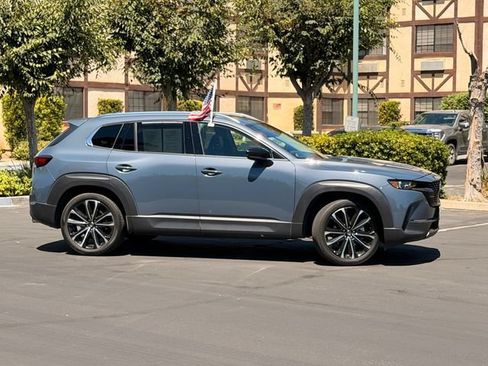 Used 2025 MAZDA CX-50 AWD 2.5 S w/ Premium Plus Pkg image 4
