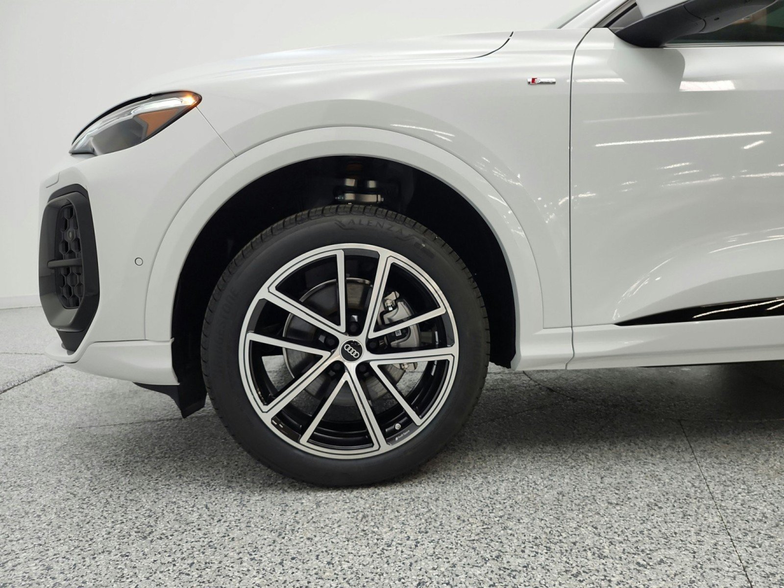 New 2026 Audi Q5 Premium AWD/4WD image 15