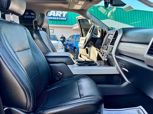 Used 2019 Ford F350 Lariat w/ Lariat Ultimate Package image 14