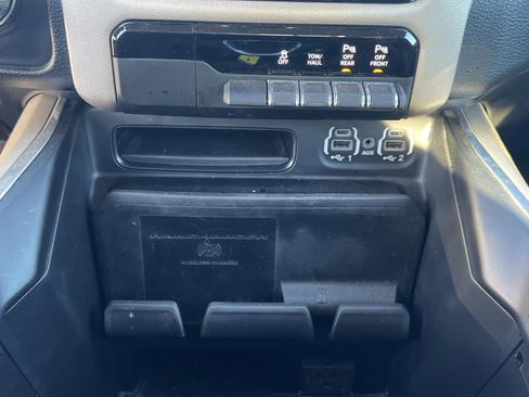 Used 2021 RAM 1500 Laramie image 11