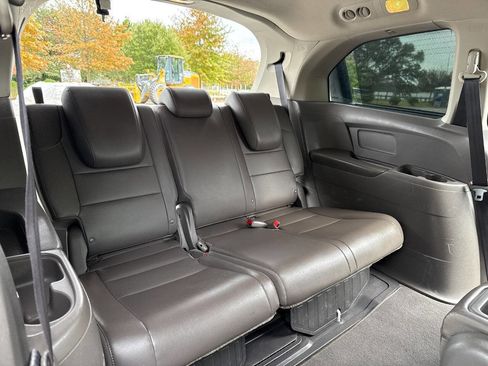 Used 2014 Honda Odyssey EX-L image 19