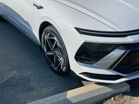 New 2026 Hyundai Sonata SEL FWD image 10