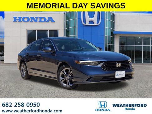 Used 2023 Honda Accord EX image 1