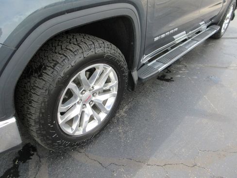 Used 2020 GMC Sierra 1500 SLT w/ SLT Premium Package AWD/4WD image 13