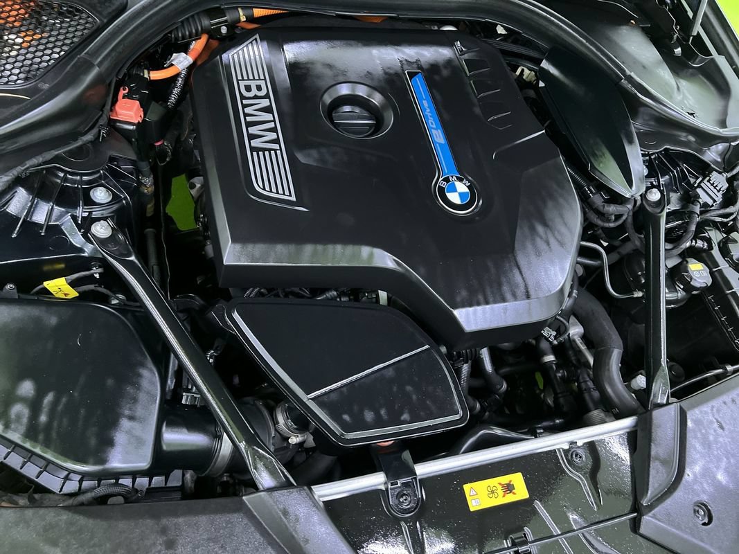 Used 2018 BMW 530e RWD image 31