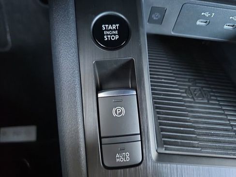 New 2026 Nissan Kicks SV image 30