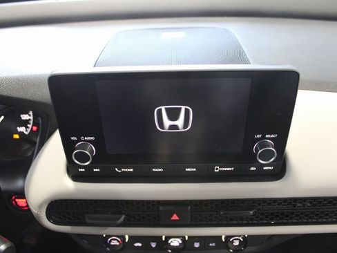 Certified 2023 Honda HR-V LX image 25
