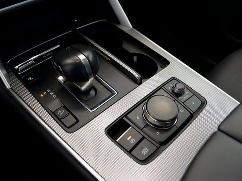 Certified 2024 MAZDA CX-90 Plug-In Hybrid w/ Premium Pkg AWD/4WD image 25