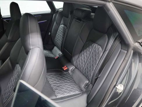 Used 2023 Audi S7 Prestige w/ Prestige Package image 34