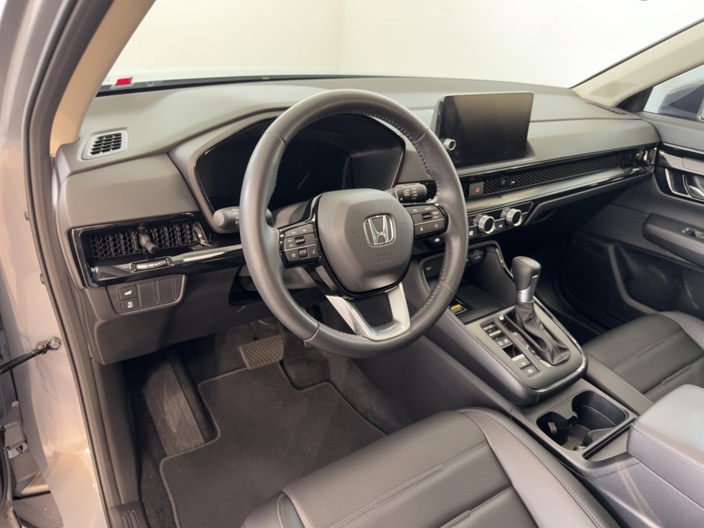 Used 2025 Honda CR-V EX-L image 4